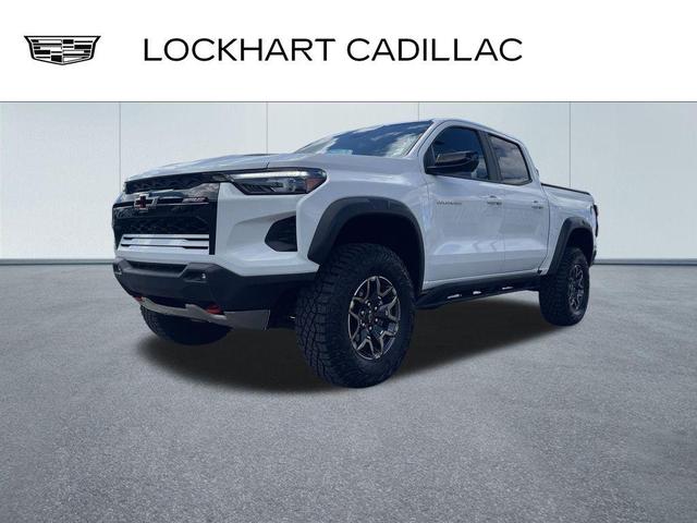 Photo of 2024 Summit White Chevrolet Colorado