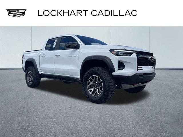 Photo of 2024 Summit White Chevrolet Colorado