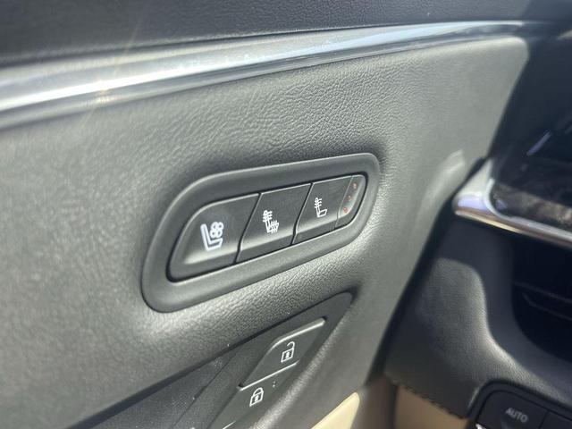 Photo of 2023 Argent Silver Metallic Cadillac Escalade