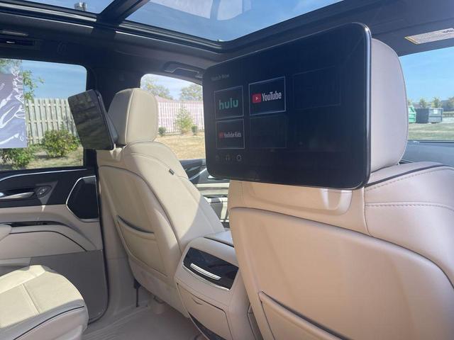 Photo of 2023 Argent Silver Metallic Cadillac Escalade