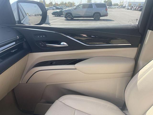 Photo of 2023 Argent Silver Metallic Cadillac Escalade