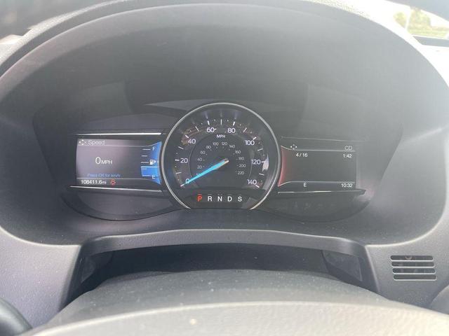 Photo of 2018 White Platinum Clearcoat Metallic Ford Explorer
