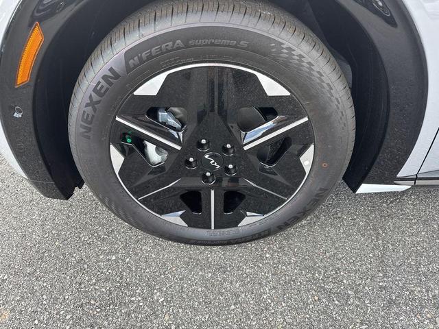 Photo of 2025 Wolf Gray Kia EV6