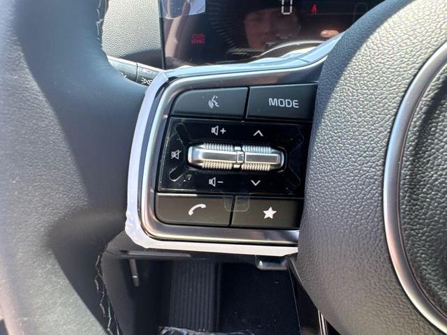 Photo of 2025 Midnight Black Kia Sorento