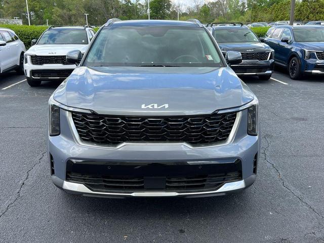Photo of 2025 Everlasting Silver Kia Sorento