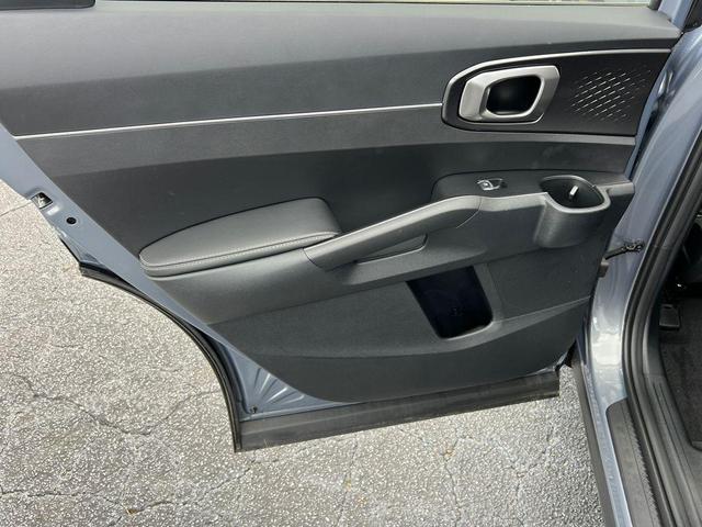 Photo of 2025 Everlasting Silver Kia Sorento