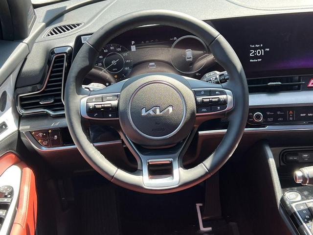 Photo of 2025 Wolf Gray Kia Sportage