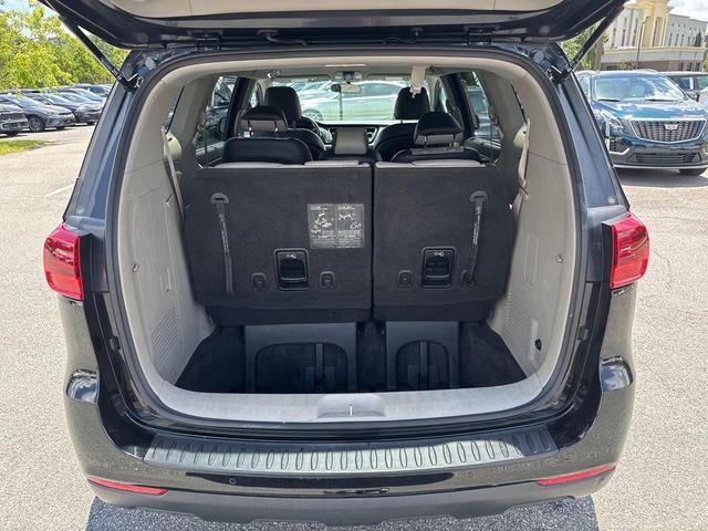 Photo of 2021 Aurora Black Kia Sedona
