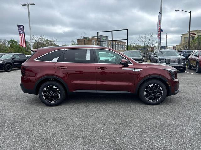 Photo of 2025 Red Kia Sorento