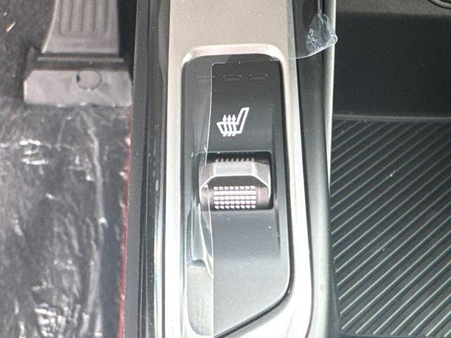 Photo of 2025 Red Kia Sorento