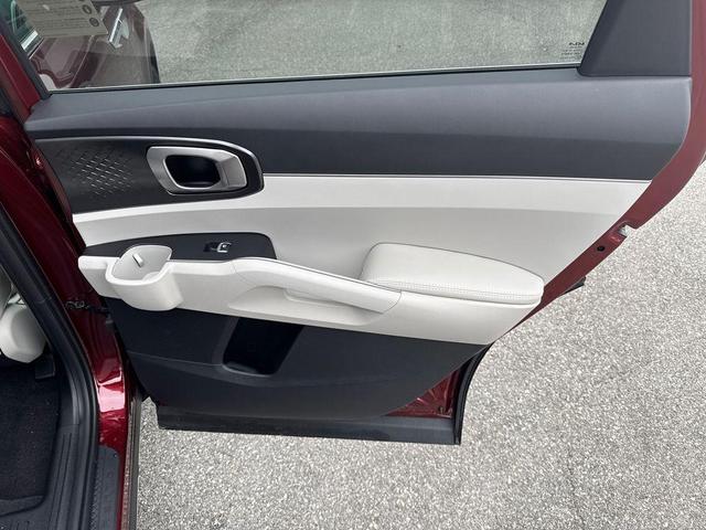 Photo of 2025 Red Kia Sorento