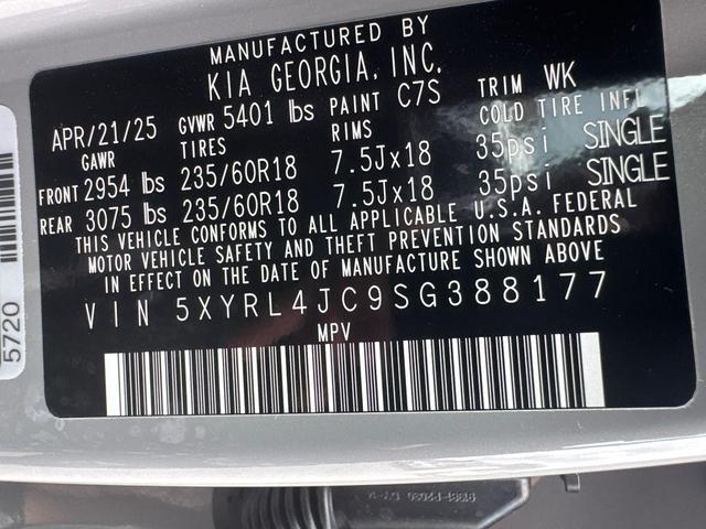 Photo of 2025 Wolf Gray Kia Sorento