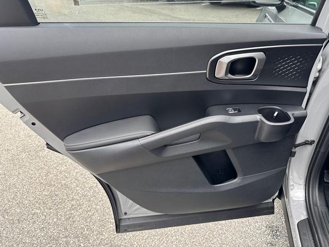 Photo of 2025 Wolf Gray Kia Sorento
