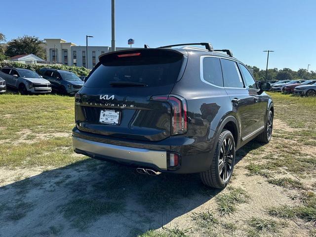 Photo of 2025 Metal Kia Telluride