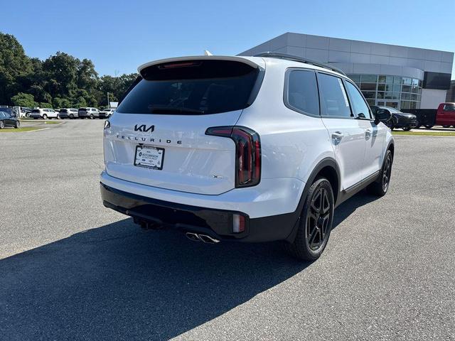 Photo of 2025 Glacial White Pearl Kia Telluride