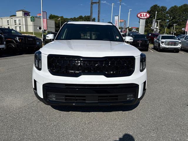Photo of 2025 Glacial White Pearl Kia Telluride