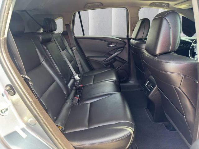 Photo of 2017 Lunar Silver Metallic Acura RDX
