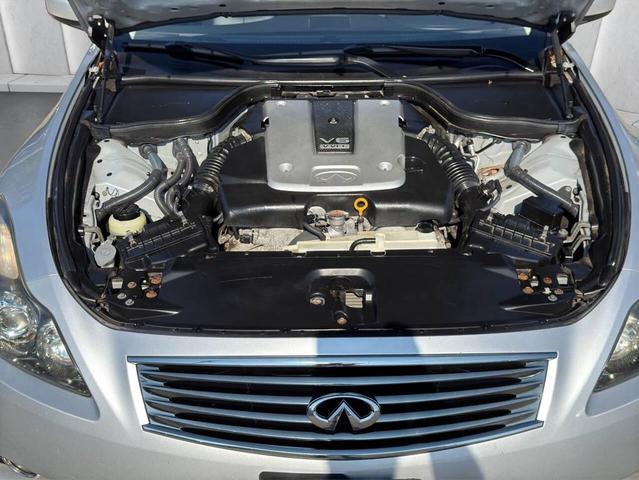 Photo of 2012 Liquid Platinum INFINITI G37x