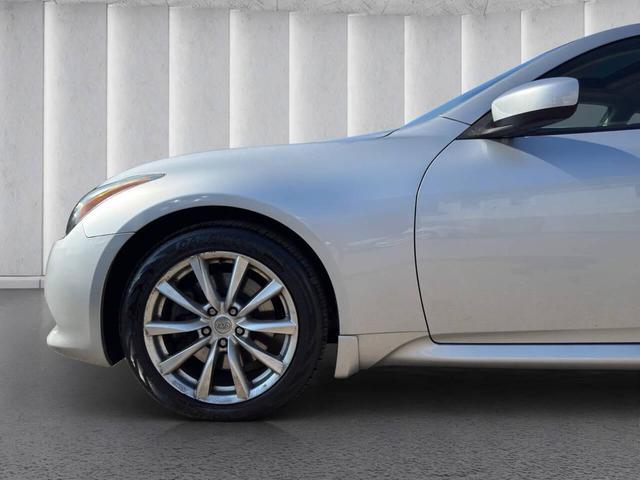 Photo of 2012 Liquid Platinum INFINITI G37x