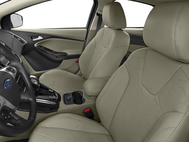 Photo of 2014 Oxford White Ford Focus Electric