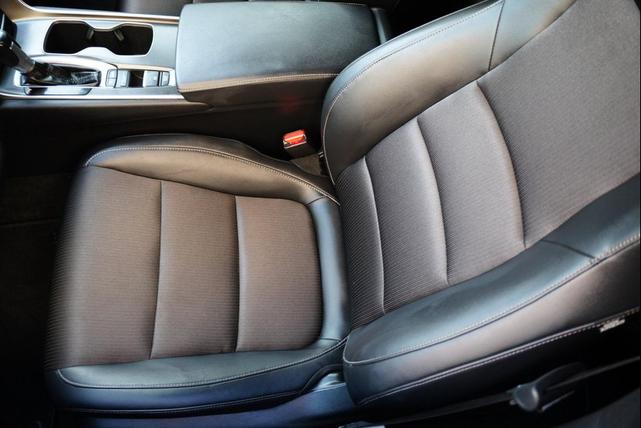Photo of 2022 Platinum White Pearl Honda Accord