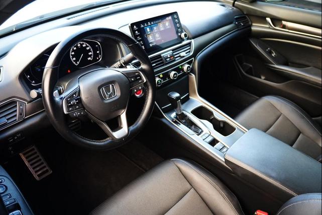 Photo of 2022 Platinum White Pearl Honda Accord