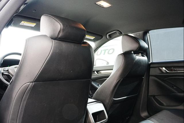 Photo of 2020 Platinum White Pearl Honda Accord
