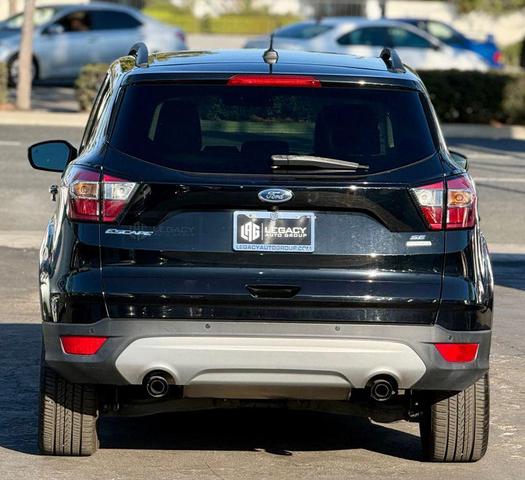 Photo of 2017 Shadow Black Ford Escape