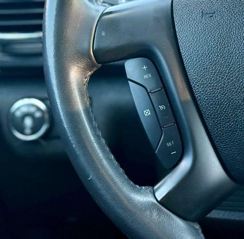 Photo of 2012 Quicksilver Metallic GMC Acadia