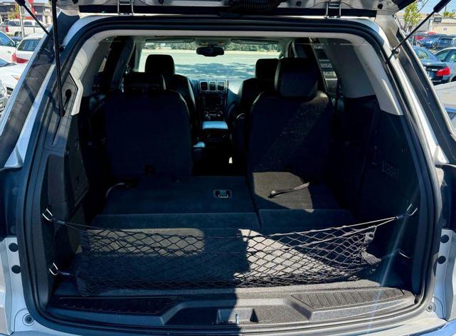 Photo of 2012 Quicksilver Metallic GMC Acadia