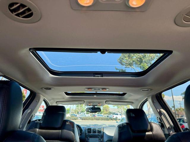 Photo of 2012 Quicksilver Metallic GMC Acadia