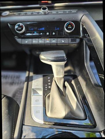 Photo of 2024 Gray Hyundai ELANTRA
