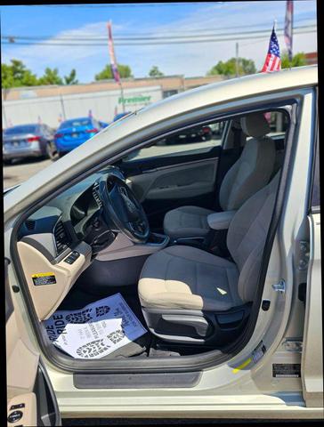 Photo of 2017 Beige Hyundai ELANTRA
