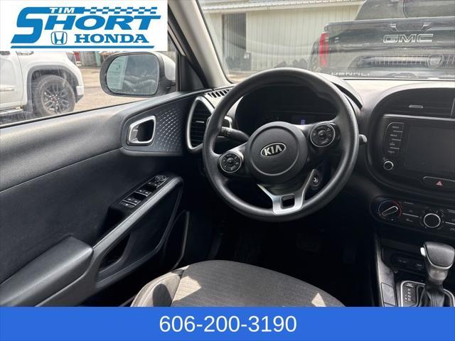 Photo of 2020 Sparkling Silver Kia Soul