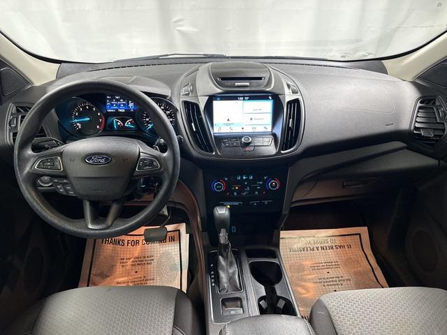 Photo of 2017 Magnetic Metallic Ford Escape