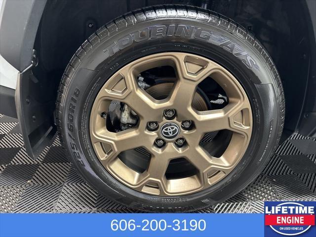 Photo of 2023 Ice Cap Toyota RAV4 Hybrid