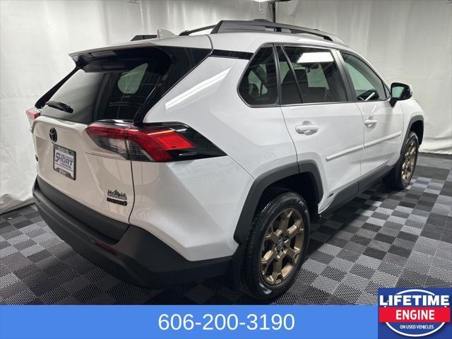 Photo of 2023 Ice Cap Toyota RAV4 Hybrid