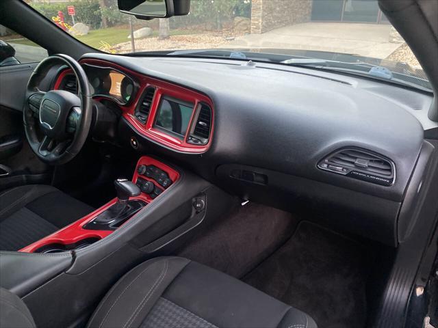 Photo of 2018 Pitch Black Clearcoat Dodge Challenger