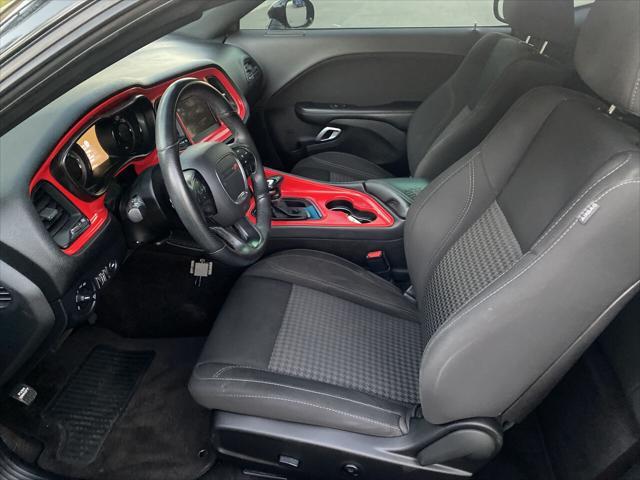 Photo of 2018 Pitch Black Clearcoat Dodge Challenger