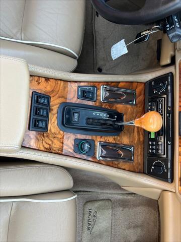 Photo of 1996 Green Jaguar XJS