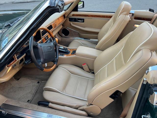 Photo of 1996 Green Jaguar XJS