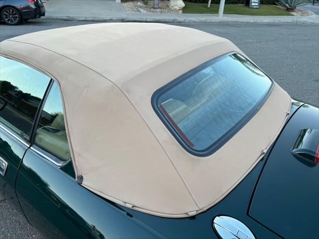 Photo of 1996 Green Jaguar XJS