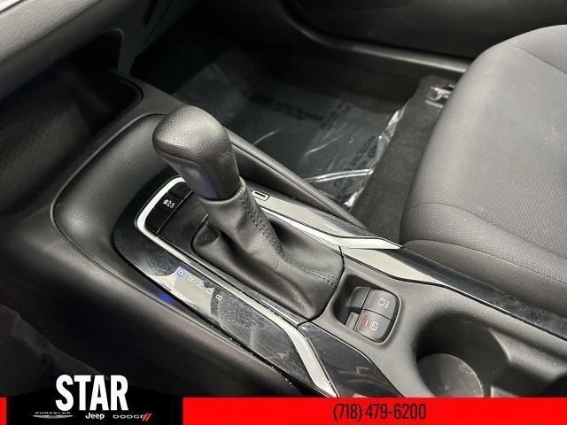 Photo of 2022 Silver Toyota Corolla