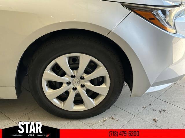 Photo of 2022 Silver Toyota Corolla