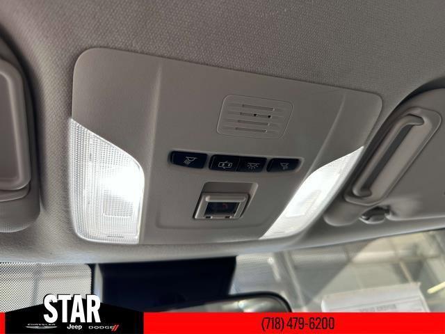 Photo of 2022 Silver Toyota Corolla