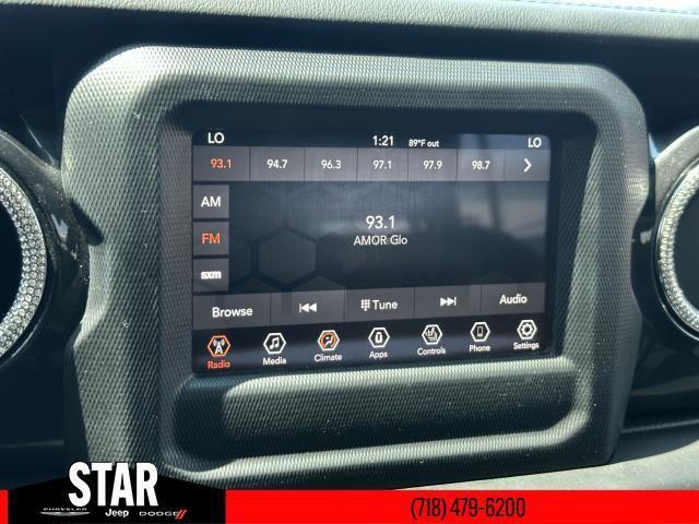 Photo of 2020 White Jeep Wrangler Unlimited