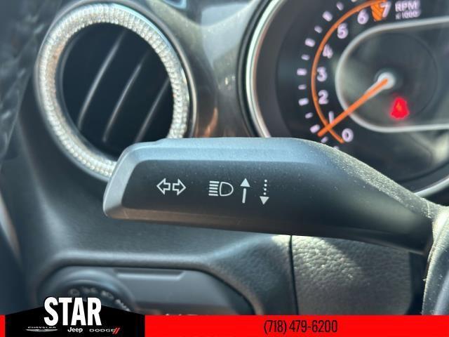 Photo of 2020 White Jeep Wrangler Unlimited