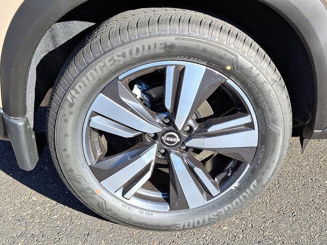 Photo of 2025 Baja Storm Metallic/Super Black Nissan Rogue