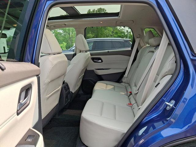 Photo of 2022 Caspian Blue Metallic Nissan Rogue