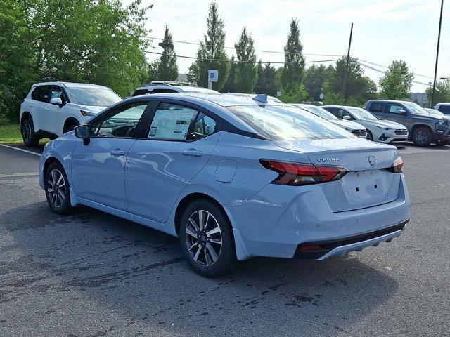 Photo of 2025 Gray Sky Pearl Nissan Versa